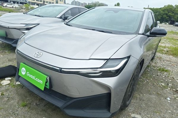 Toyota bZ3 · 2024 год
