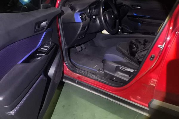 Toyota C-HR 2018, 59200 км, за 7900 USD - фото 17