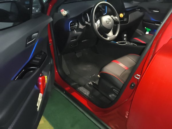 Toyota C-HR 2018, 72200 км, за 8294 USD - фото 20