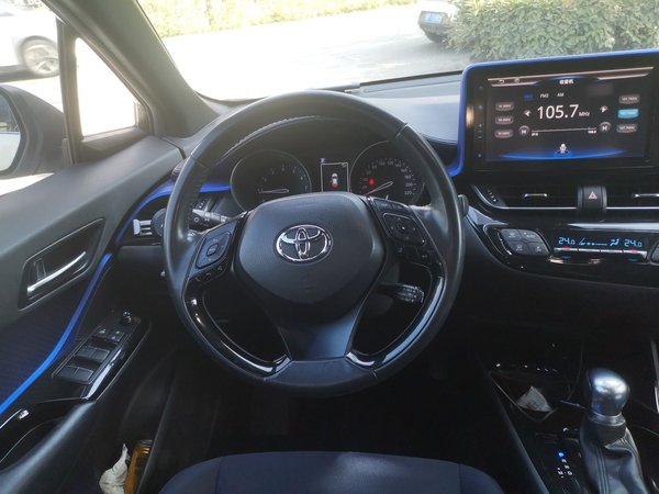 Toyota C-HR 2018, 89400 км, за 10511 USD - фото 9