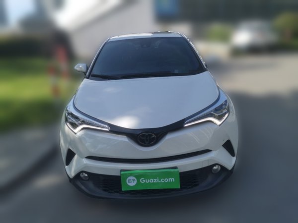 Toyota C-HR 2018, 89400 км, за 10511 USD