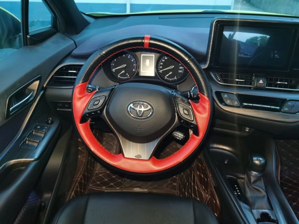 Toyota C-HR 2018, 49000 км, за 8754 USD - фото 11