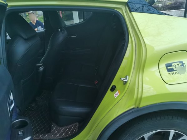 Toyota C-HR 2018, 49000 км, за 8754 USD - фото 18