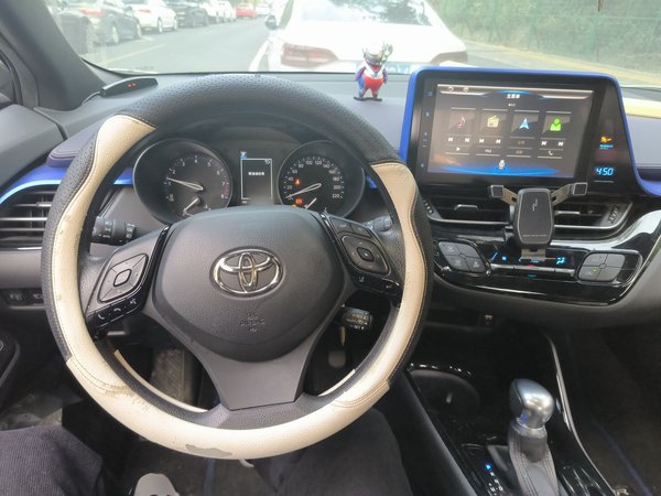 Toyota C-HR 2020, 50700 км, за 11049 USD - фото 11