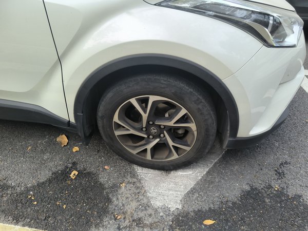 Toyota C-HR 2020, 50700 км, за 11049 USD - фото 8