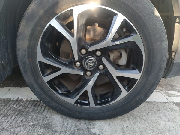 Toyota C-HR 2020, 63500 км, за 9797 USD - фото 8
