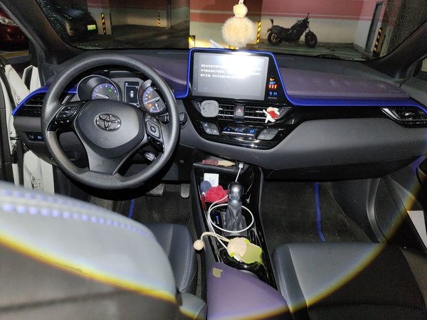 Toyota C-HR 2020, 67100 км, за 10363 USD - фото 15