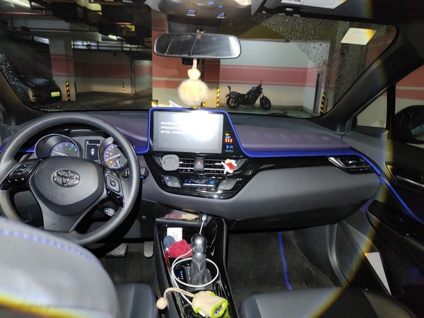 Toyota C-HR 2020, 67100 км, за 10363 USD - фото 9