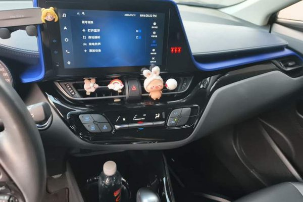 Toyota C-HR 2021, 23400 км, за 10664 USD - фото 14