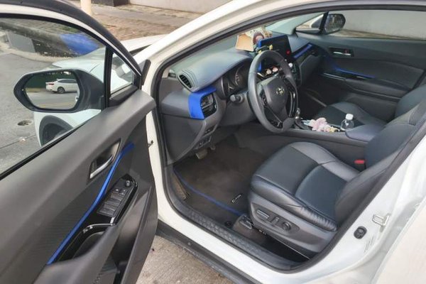 Toyota C-HR 2021, 23400 км, за 10664 USD - фото 17