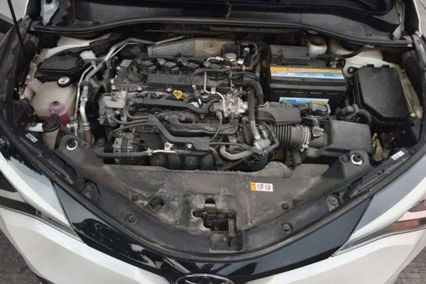 Toyota C-HR 2021, 23400 км, за 10664 USD - фото 21