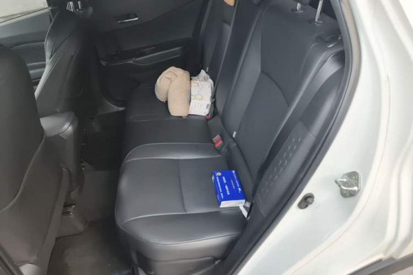 Toyota C-HR 2021, 23400 км, за 10664 USD - фото 18