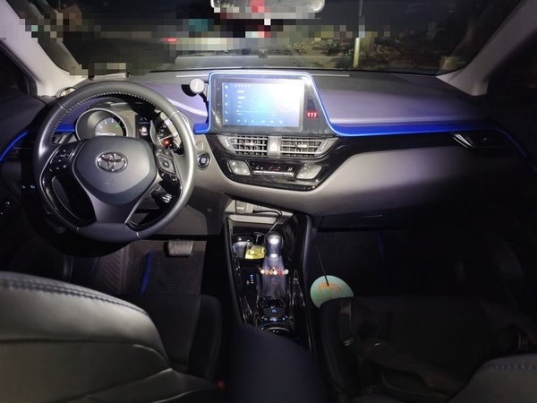 Toyota C-HR 2021, 28200 км, за 11982 USD - фото 18