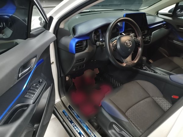 Toyota C-HR 2021, 83700 км, за 11405 USD - фото 19