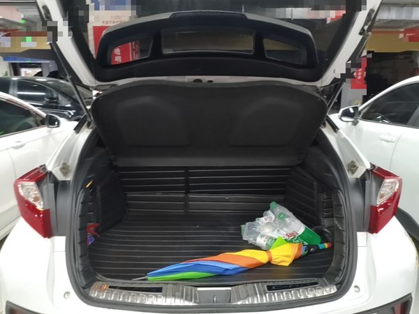 Toyota C-HR 2021, 83700 км, за 11405 USD - фото 22