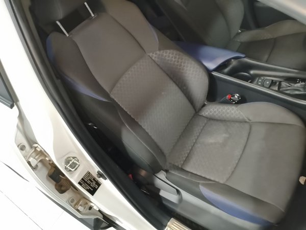 Toyota C-HR 2021, 83700 км, за 11405 USD - фото 23