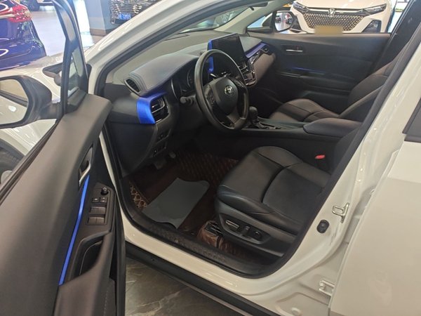 Toyota C-HR 2022, 13600 км, за 14211 USD - фото 19