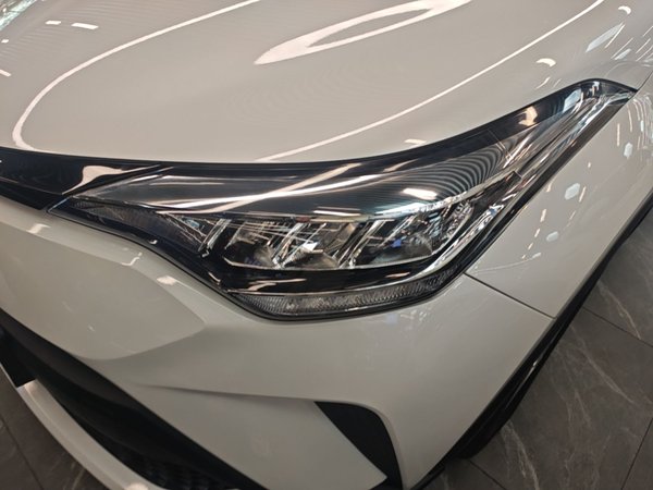 Toyota C-HR 2022, 13600 км, за 14211 USD - фото 9