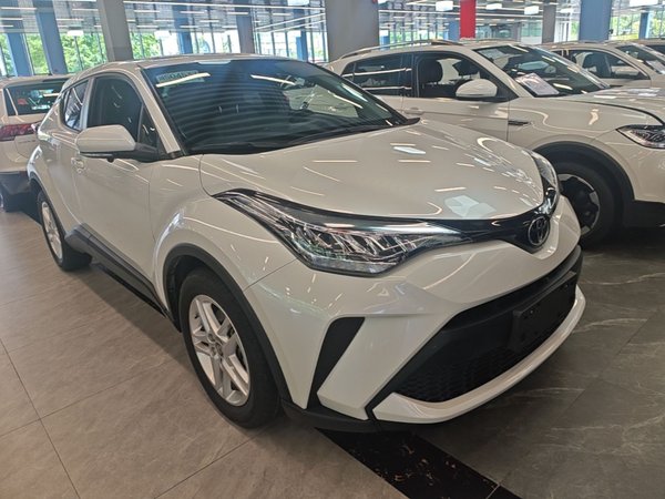 Toyota C-HR 2022, 13600 км, за 14211 USD