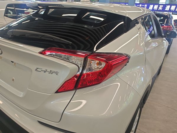 Toyota C-HR 2022, 13600 км, за 14211 USD - фото 7