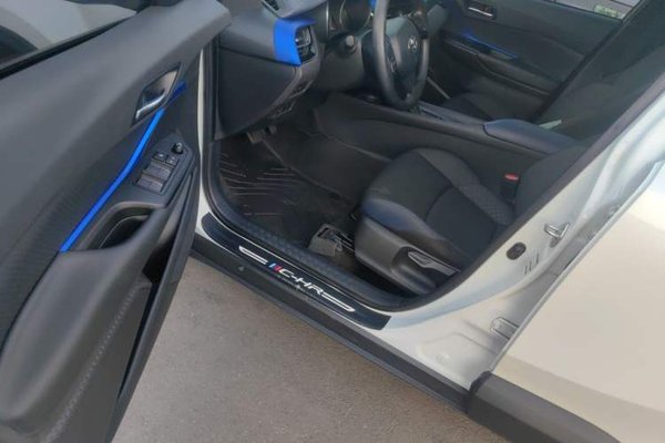 Toyota C-HR 2022, 26900 км, за 12741 USD - фото 17