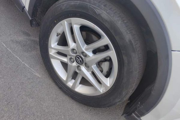 Toyota C-HR 2022, 26900 км, за 12741 USD - фото 8