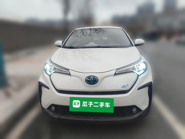 Toyota C-HR EV · 2020 год