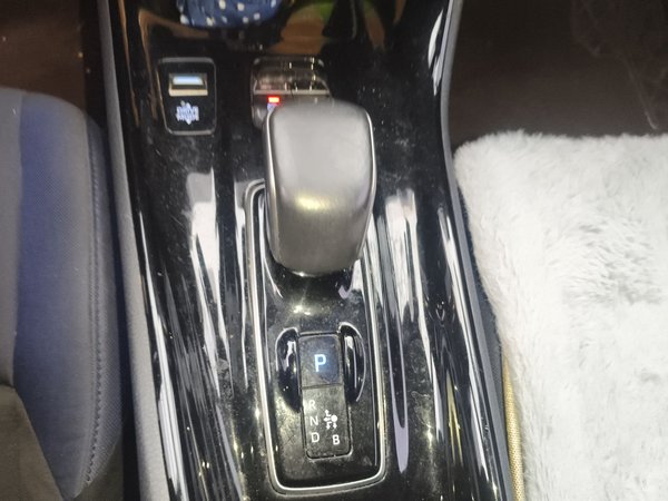 Toyota C-HR EV 2020, 55000 км, за 11813 USD - фото 10