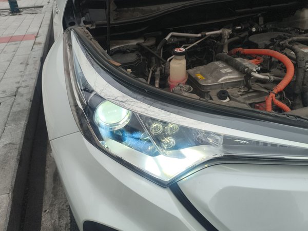 Toyota C-HR EV 2020, 55000 км, за 11813 USD
