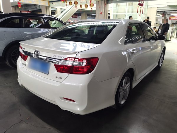 Toyota Camry 2012, 130600 км, за 9390 USD