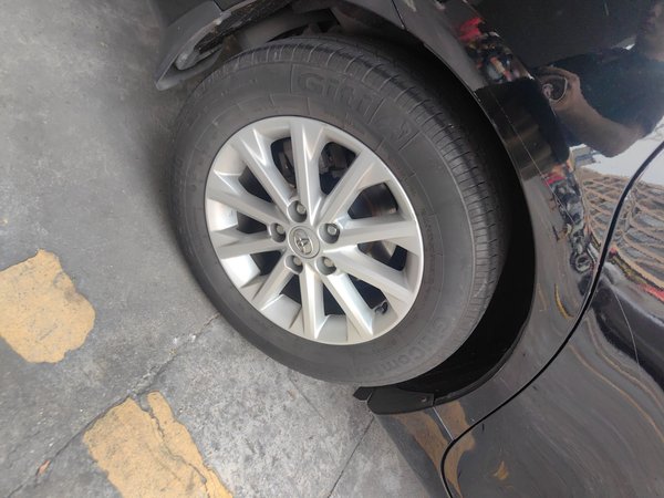 Toyota Camry 2015, 111000 км, за 11269 USD