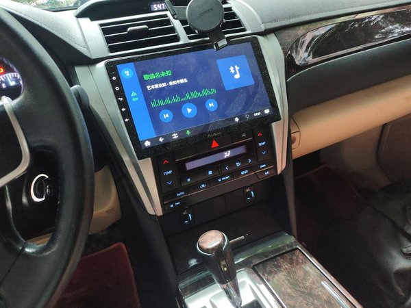 Toyota Camry 2015, 111400 км, за 8306 USD - фото 14