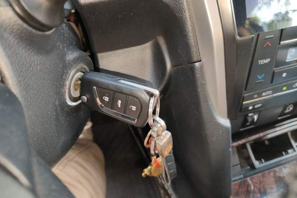 Toyota Camry 2016, 145600 км, за 8298 USD - фото 20