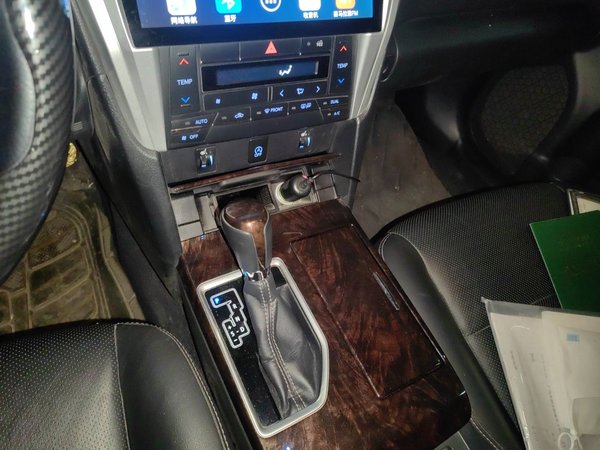 Toyota Camry 2016, 100800 км, за 10768 USD - фото 11