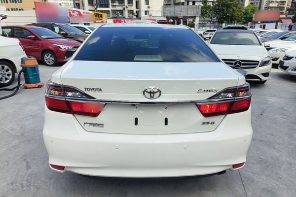 Toyota Camry 2016, 74500 км, за 10132 USD