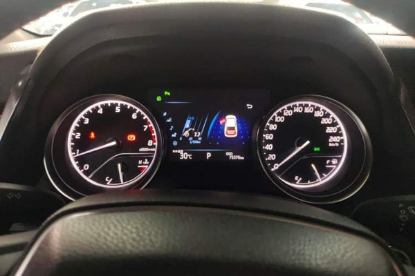 Toyota Camry 2018, 75300 км, за 11089 USD - фото 12