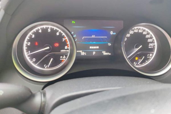 Toyota Camry 2018, 188600 км, за 14582 USD - фото 11