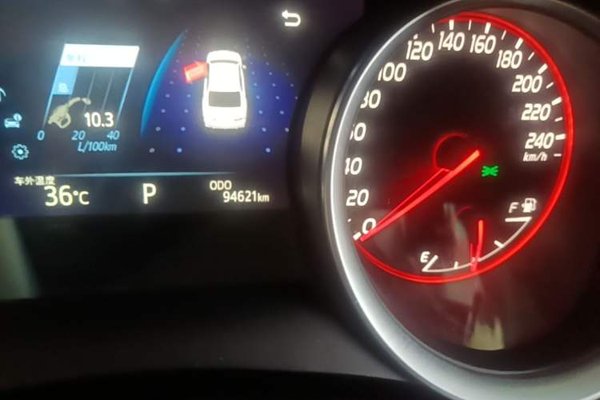 Toyota Camry 2018, 94600 км, за 14138 USD - фото 19