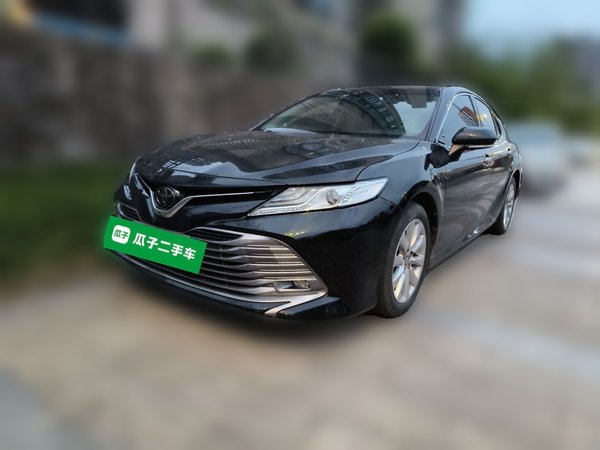 Toyota Camry · 2019 год