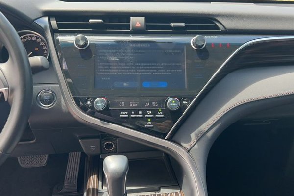Toyota Camry 2019, 60000 км, за 15211 USD - фото 21