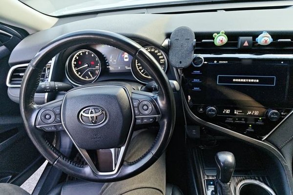 Toyota Camry 2019, 104600 км, за 11889 USD - фото 9