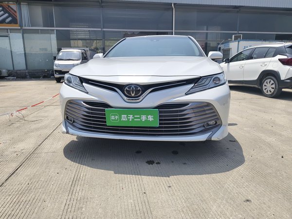 Toyota Camry 2019, 71400 км, за 15941 USD