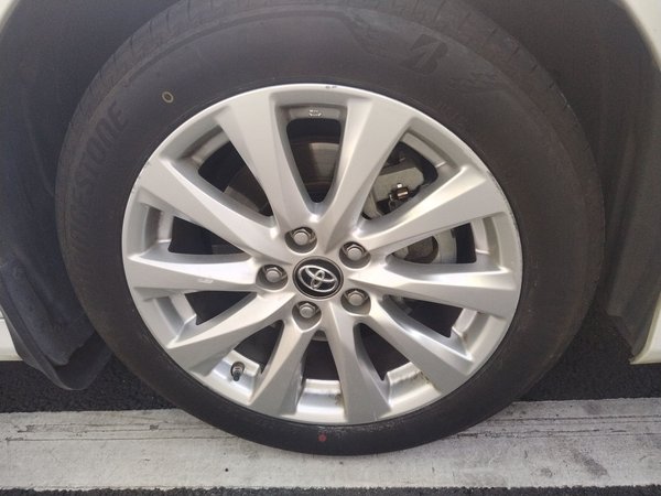 Toyota Camry 2019, 71400 км, за 15941 USD