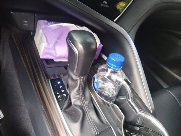 Toyota Camry 2019, 71400 км, за 15941 USD - фото 10