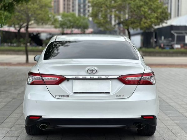 Toyota Camry 2019, 75300 км, за 15136 USD