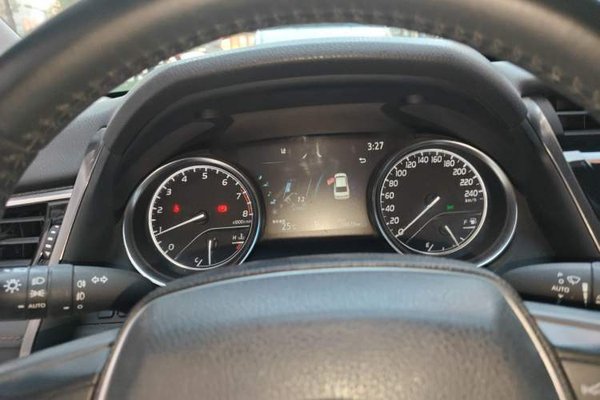 Toyota Camry 2019, 98600 км, за 15258 USD - фото 12