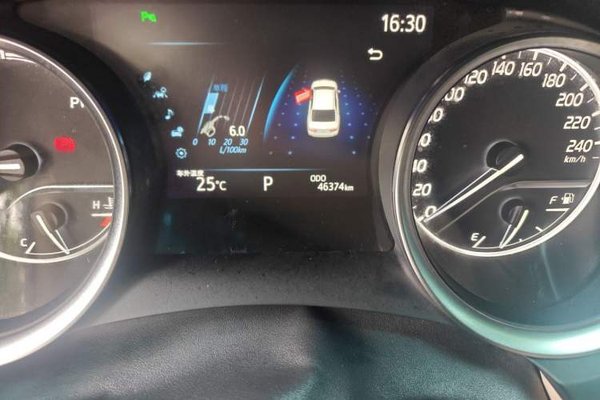 Toyota Camry 2019, 46300 км, за 14436 USD - фото 12