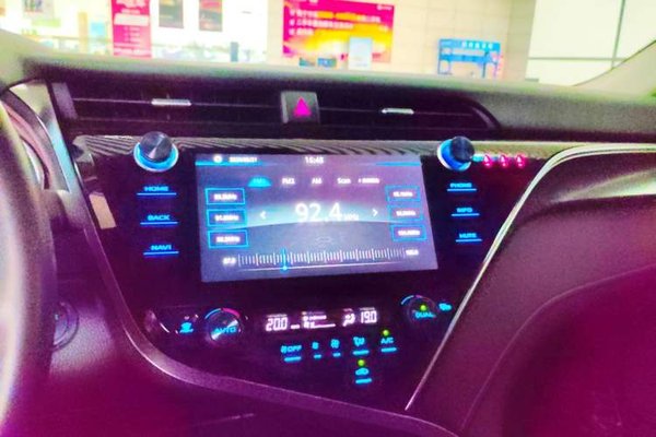 Toyota Camry 2019, за 14288 USD - фото 14