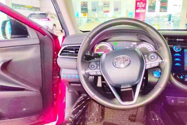 Toyota Camry 2019, за 14288 USD - фото 11