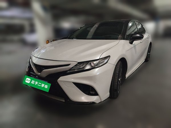 Toyota Camry · 2019 год